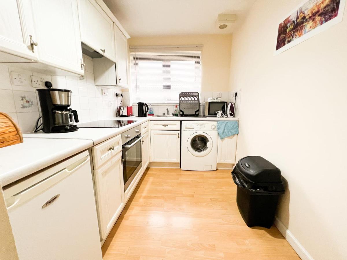 2 Bedroom - River Clyde Home - Parking 글라스고 외부 사진